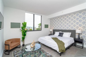 King Bed brand new Oasis minutes to Brickell